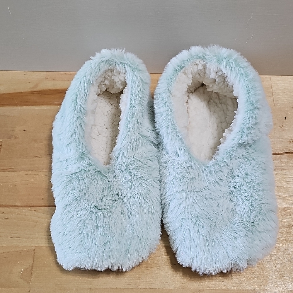 🥿 ​Fuzzy Sherpa Lined Slipper Socks Mint Green Cream NWOT S/M